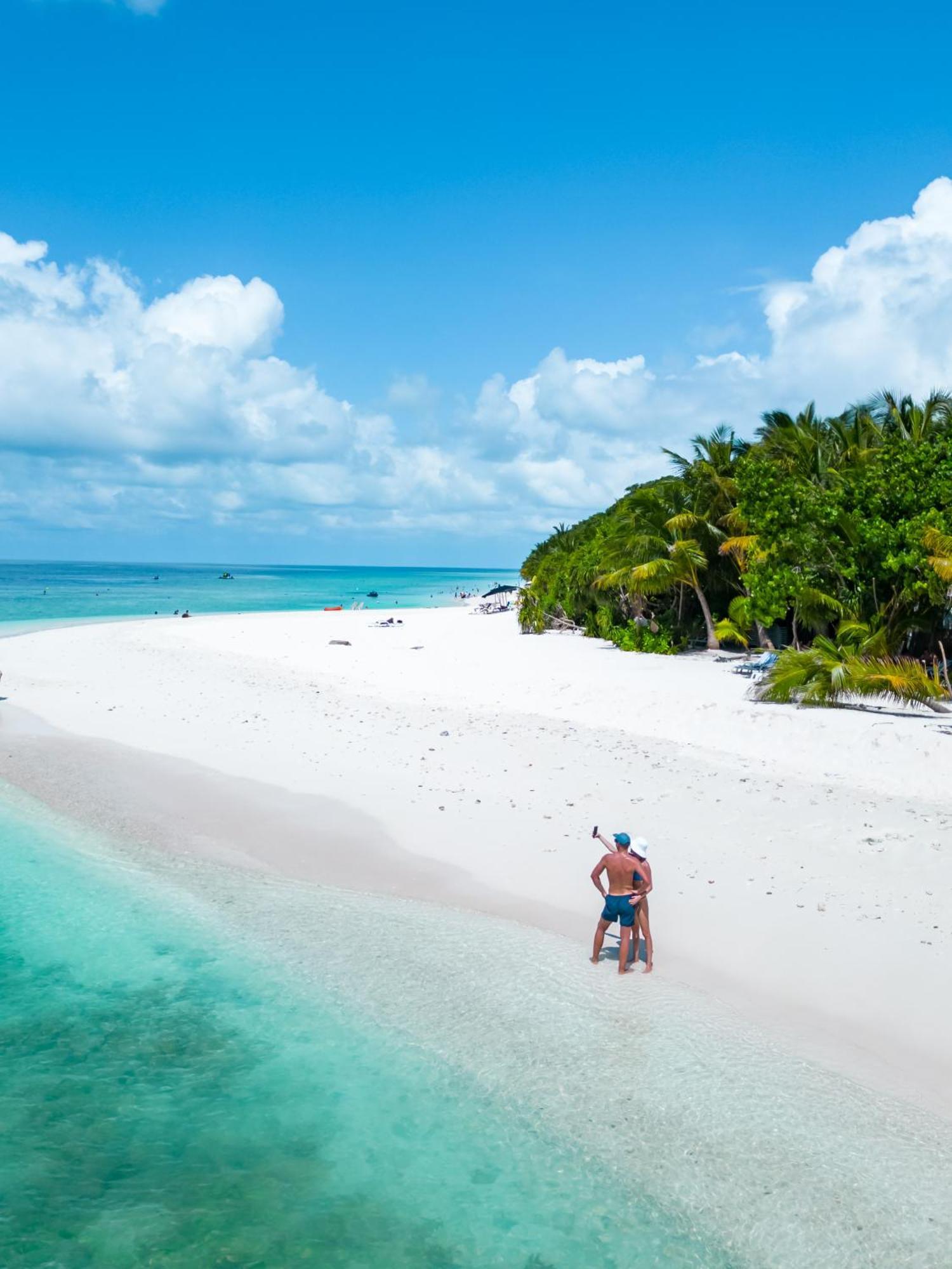 Ukulhas Villa Oceanview Hotel & Spa Екстериор снимка