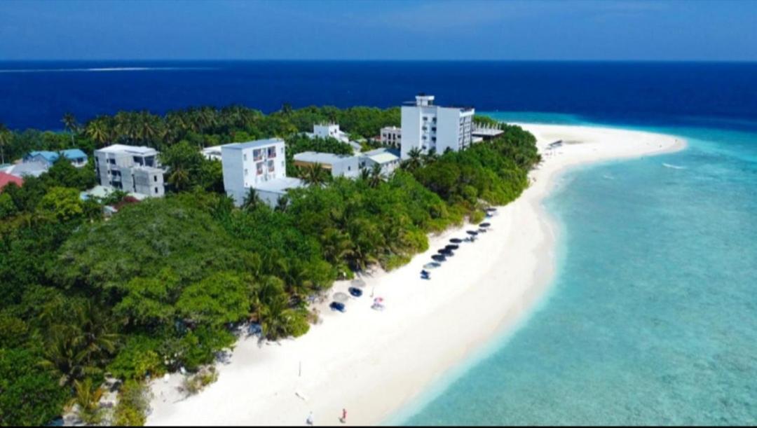 Ukulhas Villa Oceanview Hotel & Spa Екстериор снимка